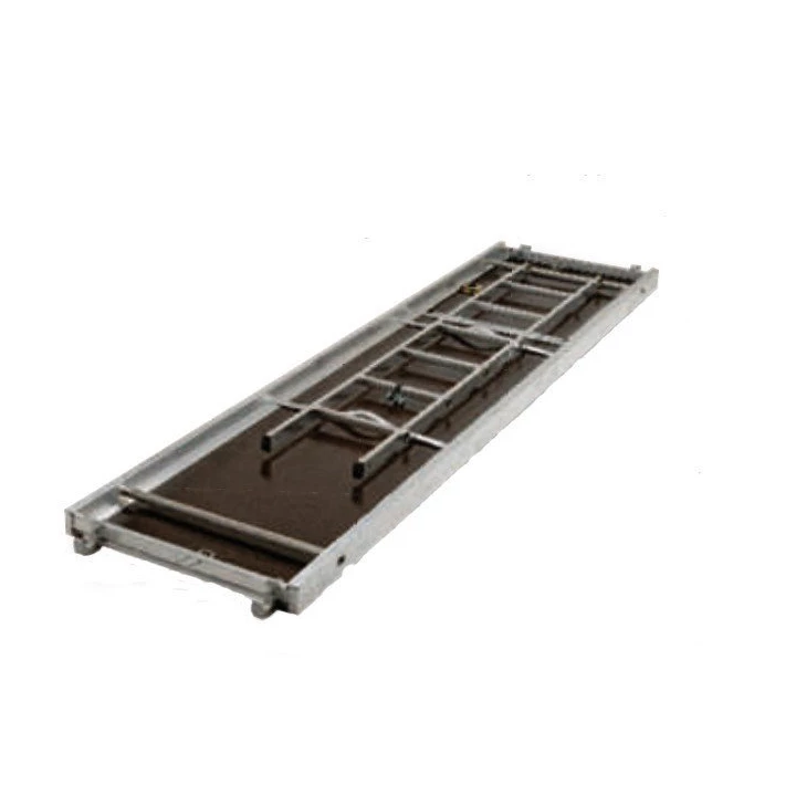 Plancher acc&egrave;s alu/bois ac &eacute;chelle 