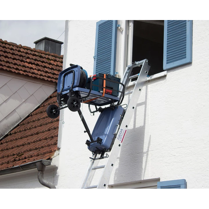 Monte-charge &agrave; batterie - BATTERY LADDER LIFT - GEDA