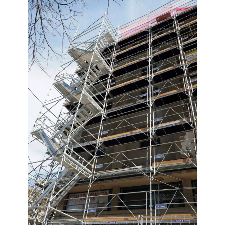 Chantier Tour d'acc&egrave;s MULTI 4X - DUARIB